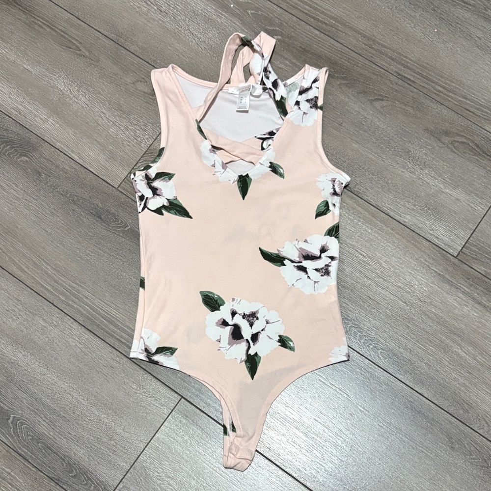 Streetwear Society Pink Floral Bodysuit SM14